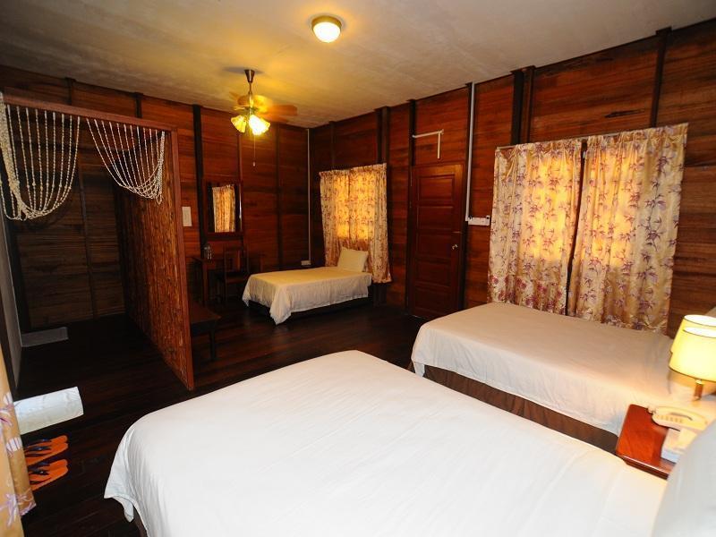 Bilit Rainforest Lodge Сандакан Екстер'єр фото